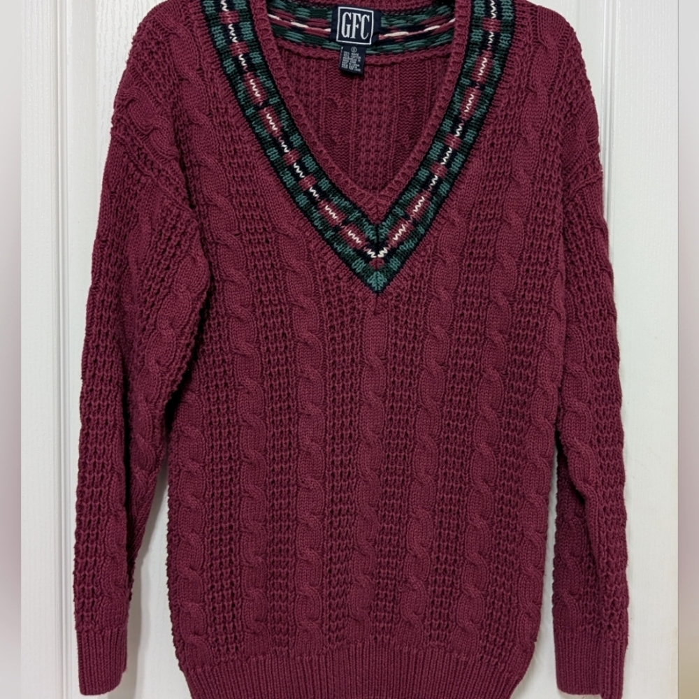 Vintage GFC Cranberry Cable Knit Chunky Sweater. Size Small.